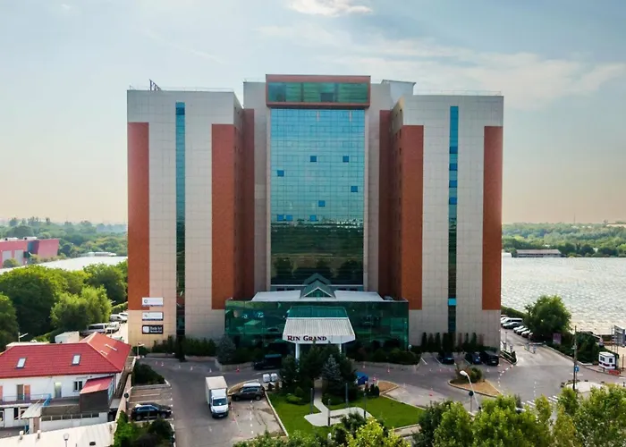 Teo Studio Rin Grand Residence
